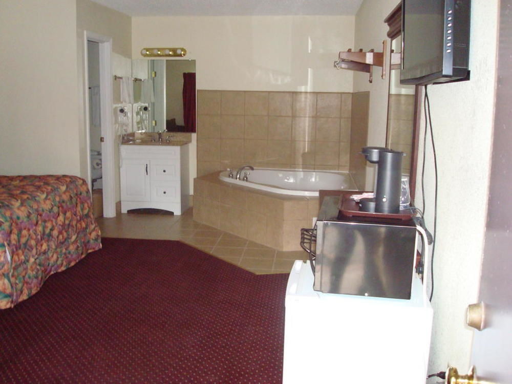 The Whispering Pines Motel- Whitestone White Stone Esterno foto