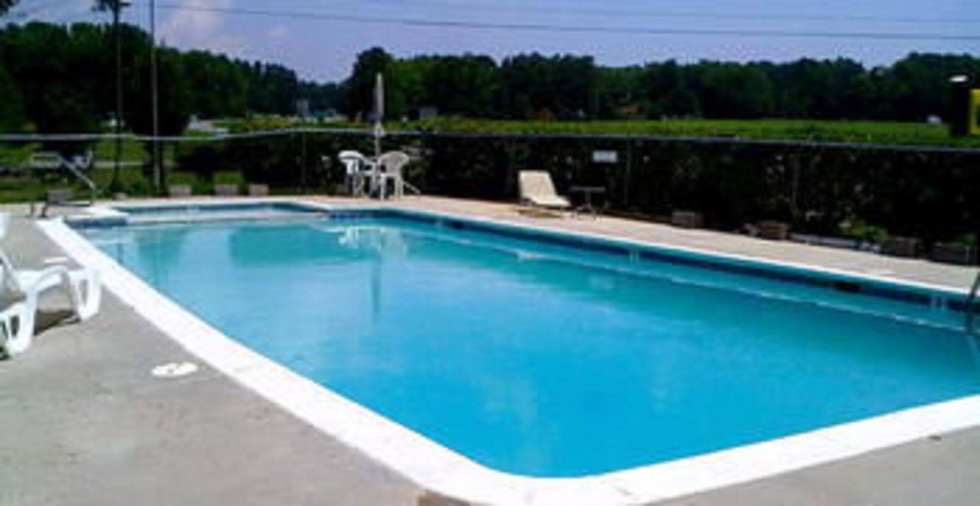 The Whispering Pines Motel- Whitestone White Stone Esterno foto